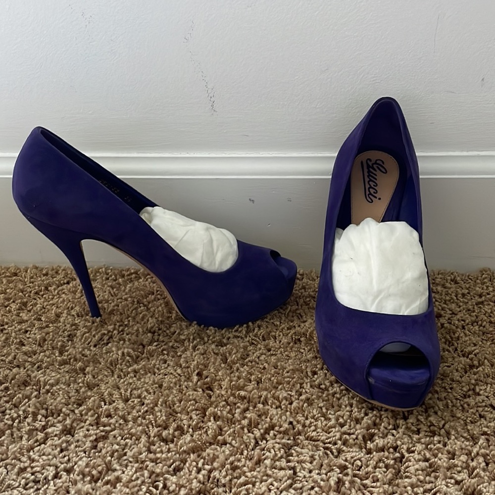 Gucci Purple Velvet Open Toe Heels